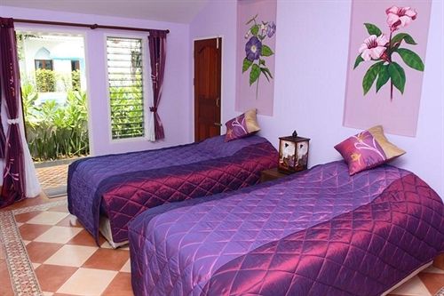 Baan Montra Beach Resort 17