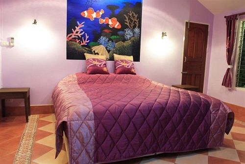 Baan Montra Beach Resort 19