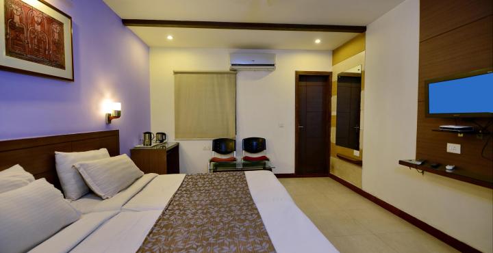 Hotel Crystal Retreat 13