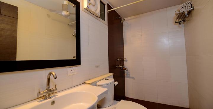 Hotel Crystal Retreat 14