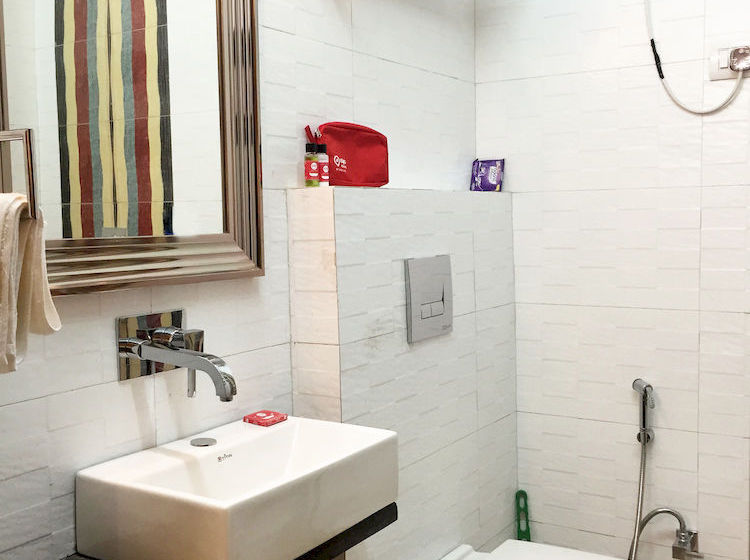 Hotel Oyo Rooms Medanta II 17