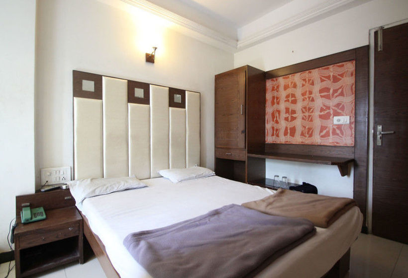 Hotel Kanchan Palace 8