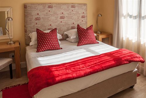 17onwellington Suites