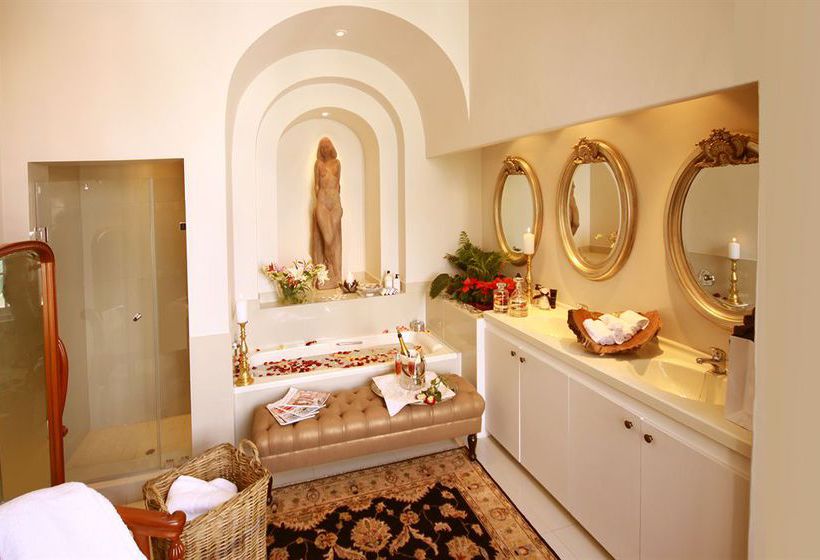 Bed and Breakfast The Munro Boutique 14