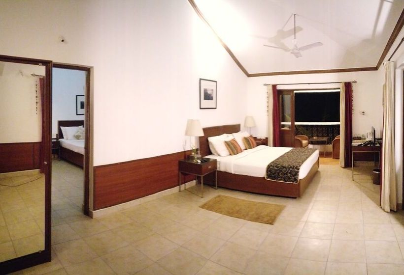 The Camelot Royale 14