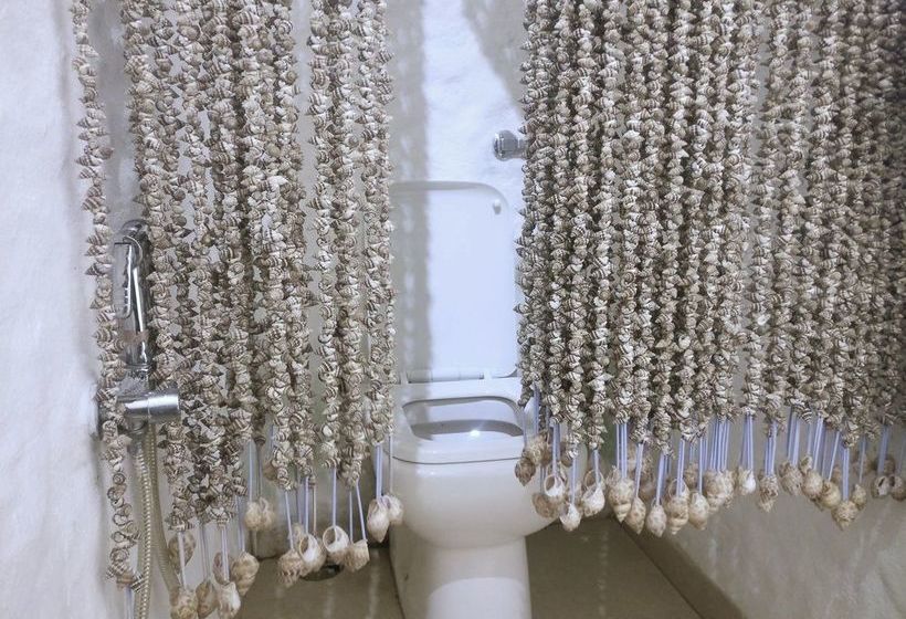 The Camelot Royale 20