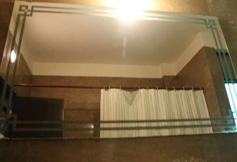 Hotel Galaxy Intercontinental 8