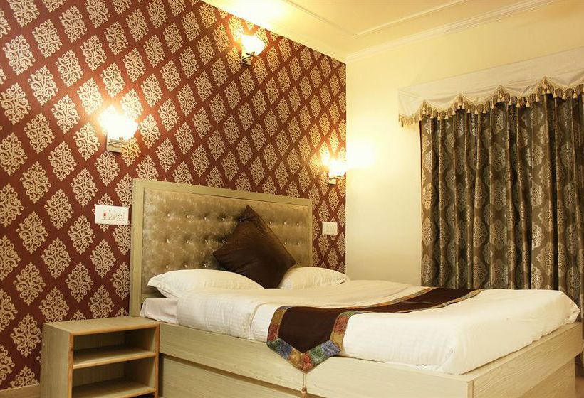 Hotel Walisons Resort 11