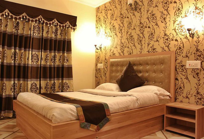 Hotel Walisons Resort 14