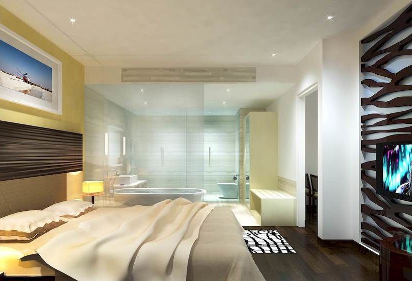 Hotel Ambar Sarovar Portico 7