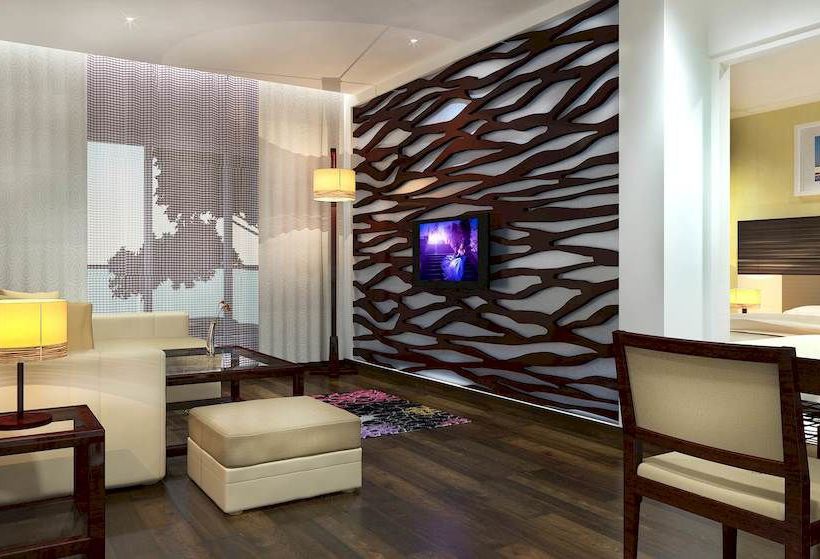 Hotel Ambar Sarovar Portico 8