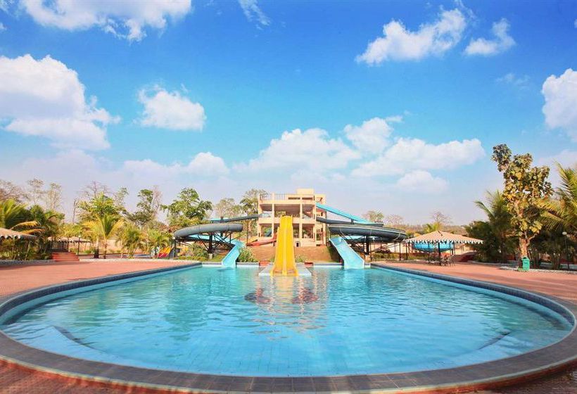 Hotel Treat Resort 1