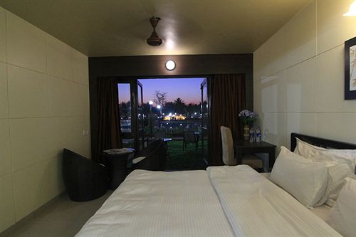 Hotel Treat Resort 9