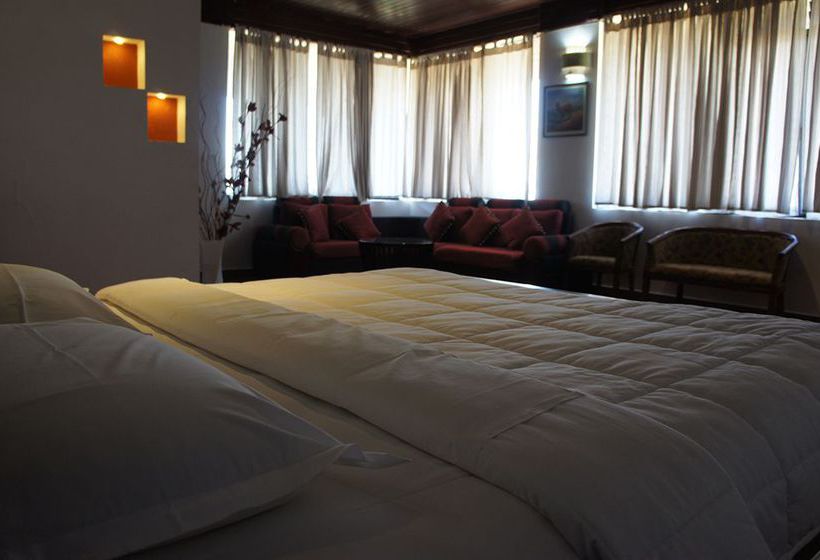 Misty Courtyard Resort Bungalow 1