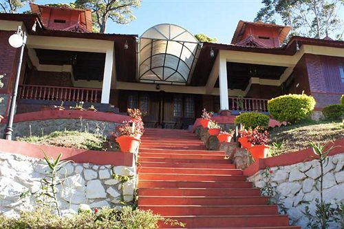 Misty Courtyard Resort Bungalow 13