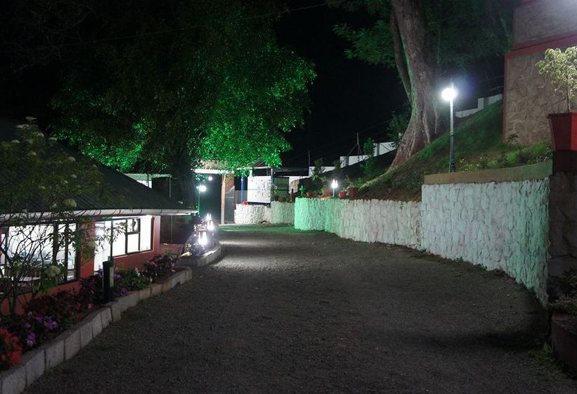 Misty Courtyard Resort Bungalow 2