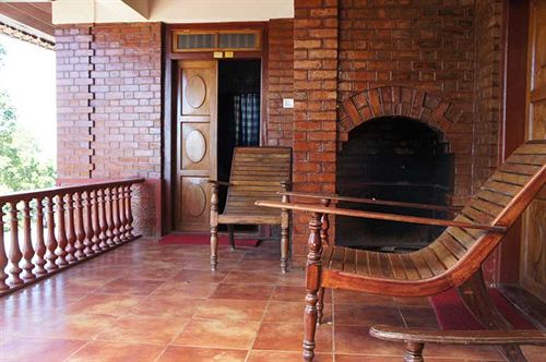 Misty Courtyard Resort Bungalow 5