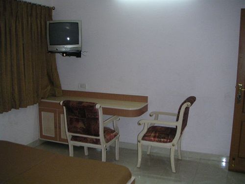 Hotel Tara International 13