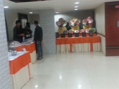 Hotel Tara International 18