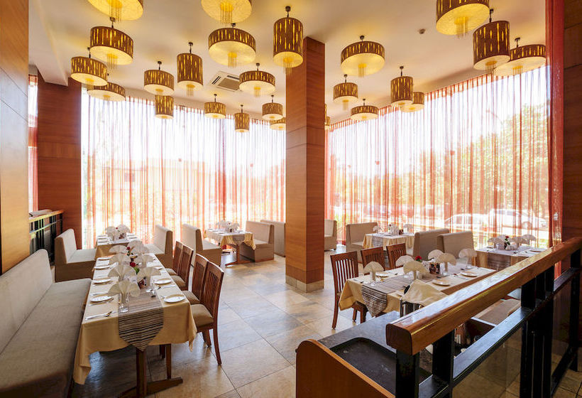 Hotel Varanda Do Mar 7