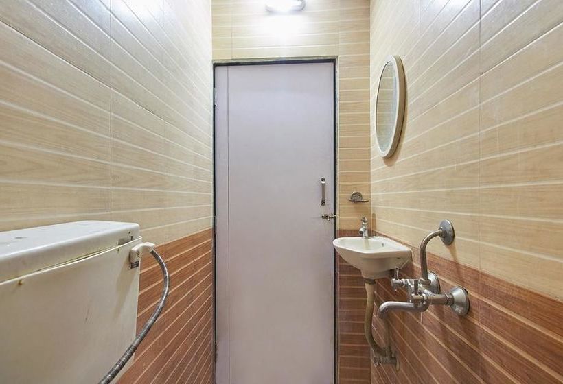 Hotel Chakrika Lodging 7