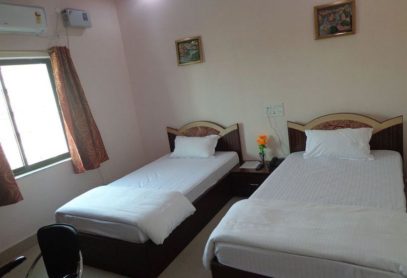 Hotel Om International 2