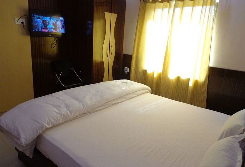 Hotel Om International 7