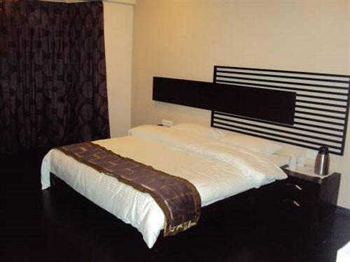 Hotel Pine Spring Gulmarg 6