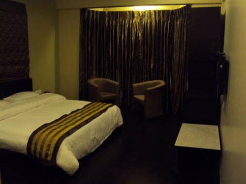 Hotel Pine Spring Gulmarg 7