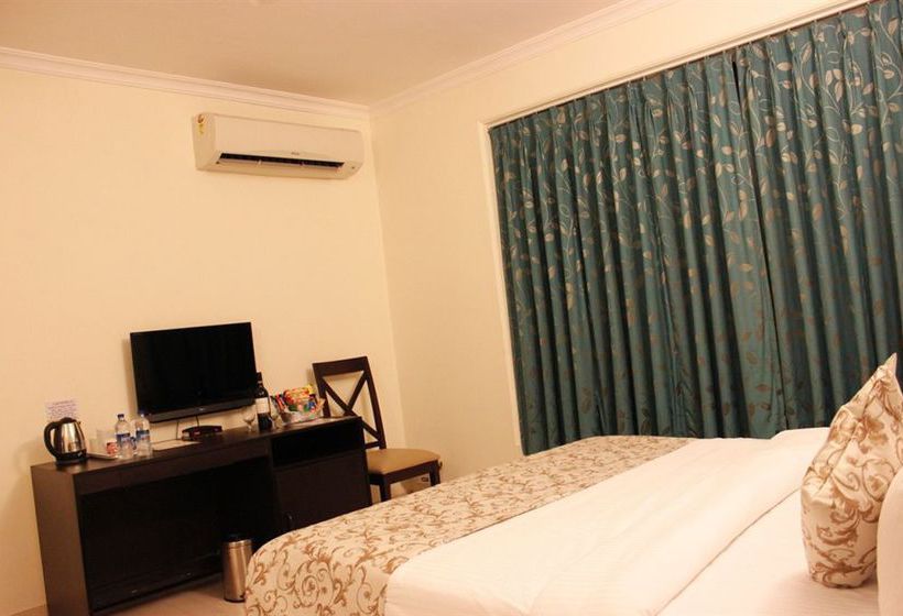 Hotel Tiara Calangute 13