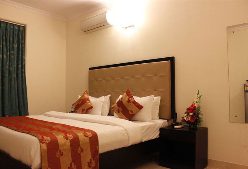 Hotel Tiara Calangute 9