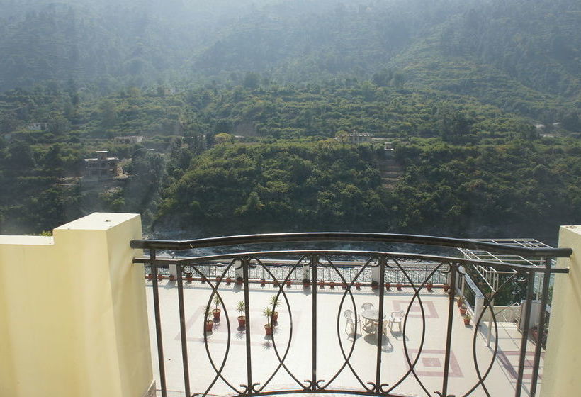 Hotel Riverside Resort 10