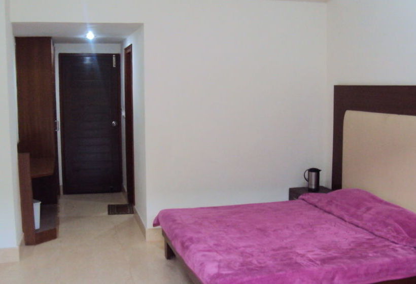 Hotel Riverside Resort 3