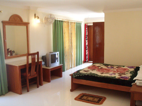 Hotel Riverside Resort 6