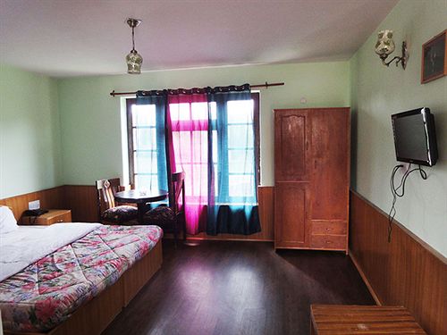 Hotel Kanika Himalayanview 13