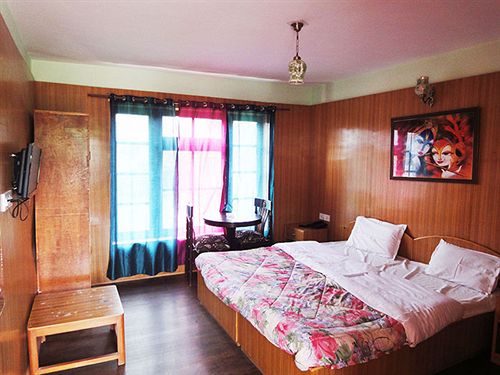 Hotel Kanika Himalayanview 15
