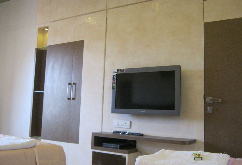 Pension Anmols Cottage 1