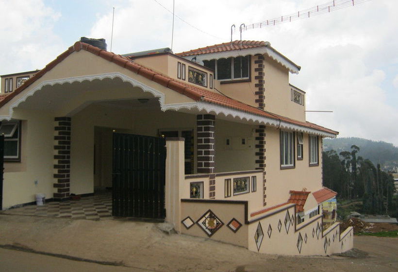 Pension Anmols Cottage 4