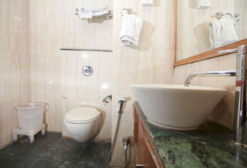 Hotel Oyo Rooms Shakti Khand Indirapuram