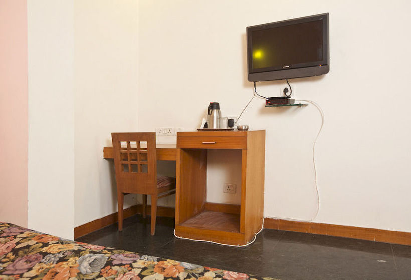 Hotel Oyo Rooms Shakti Khand Indirapuram 18