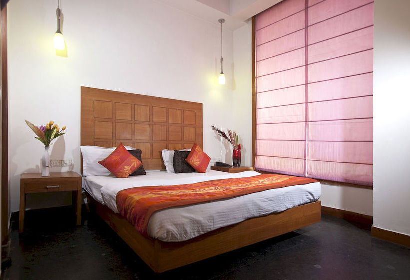 Hotel Oyo Rooms Shakti Khand Indirapuram 4