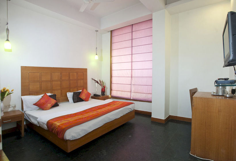 Hotel Oyo Rooms Shakti Khand Indirapuram 5