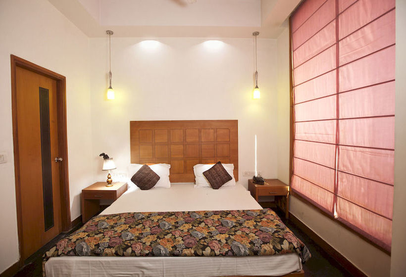Hotel Oyo Rooms Shakti Khand Indirapuram 7