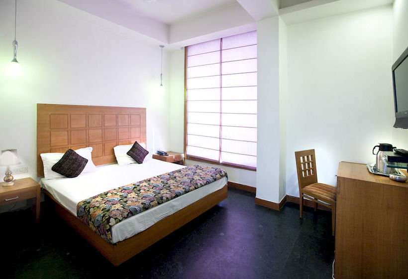 Hotel Oyo Rooms Shakti Khand Indirapuram 9