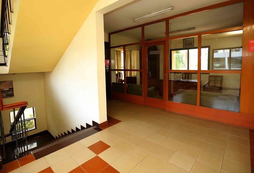 Hotel Zo Rooms Narayana Hrudyalaya 11