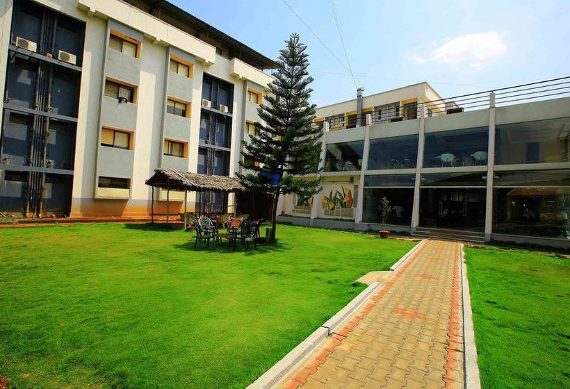 Hotel Zo Rooms Narayana Hrudyalaya 12