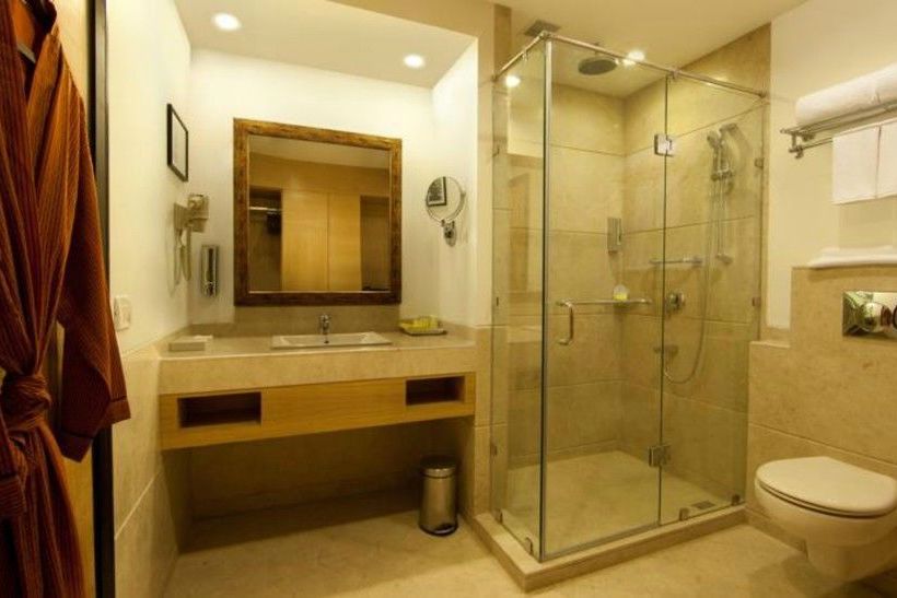 Lemon Tree Hotel Vadodra 13