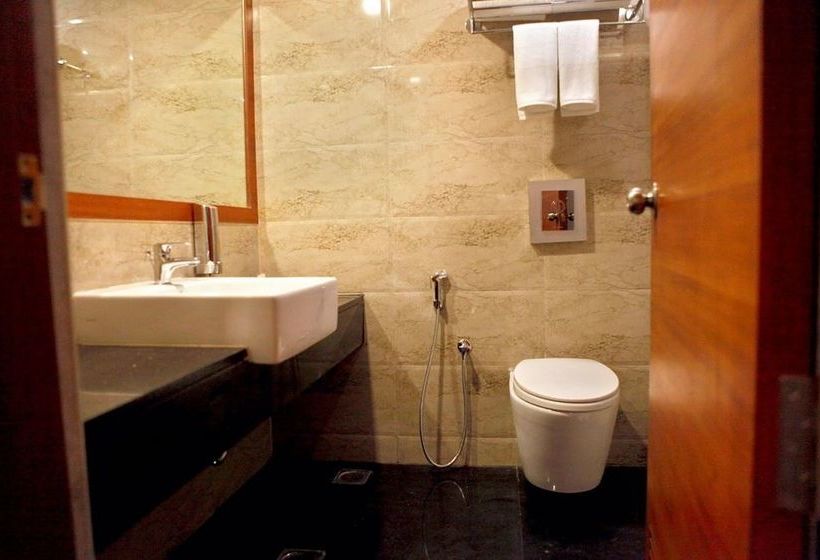 Lemon Tree Hotel Vadodra 14