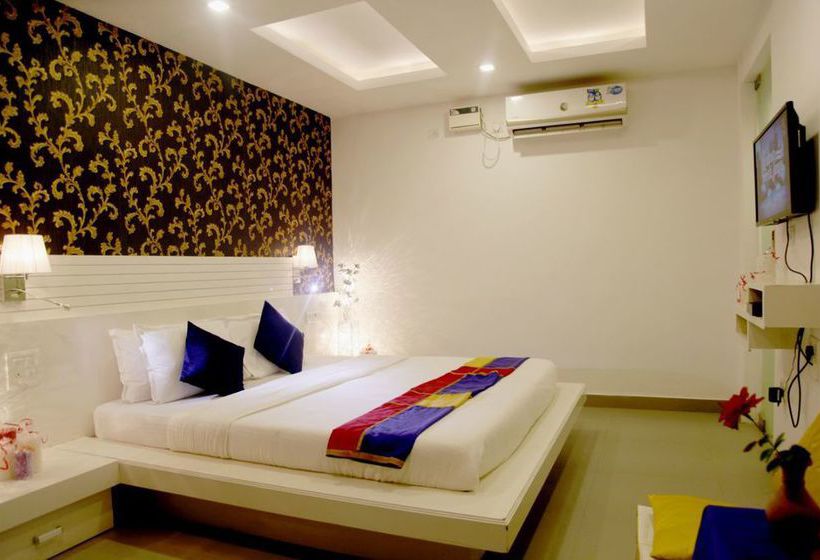 Hotel Paparazzi Resort 1