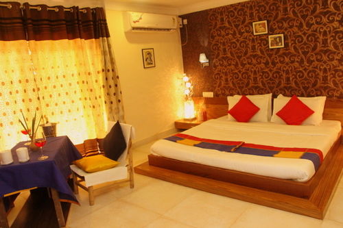 Hotel Paparazzi Resort 11